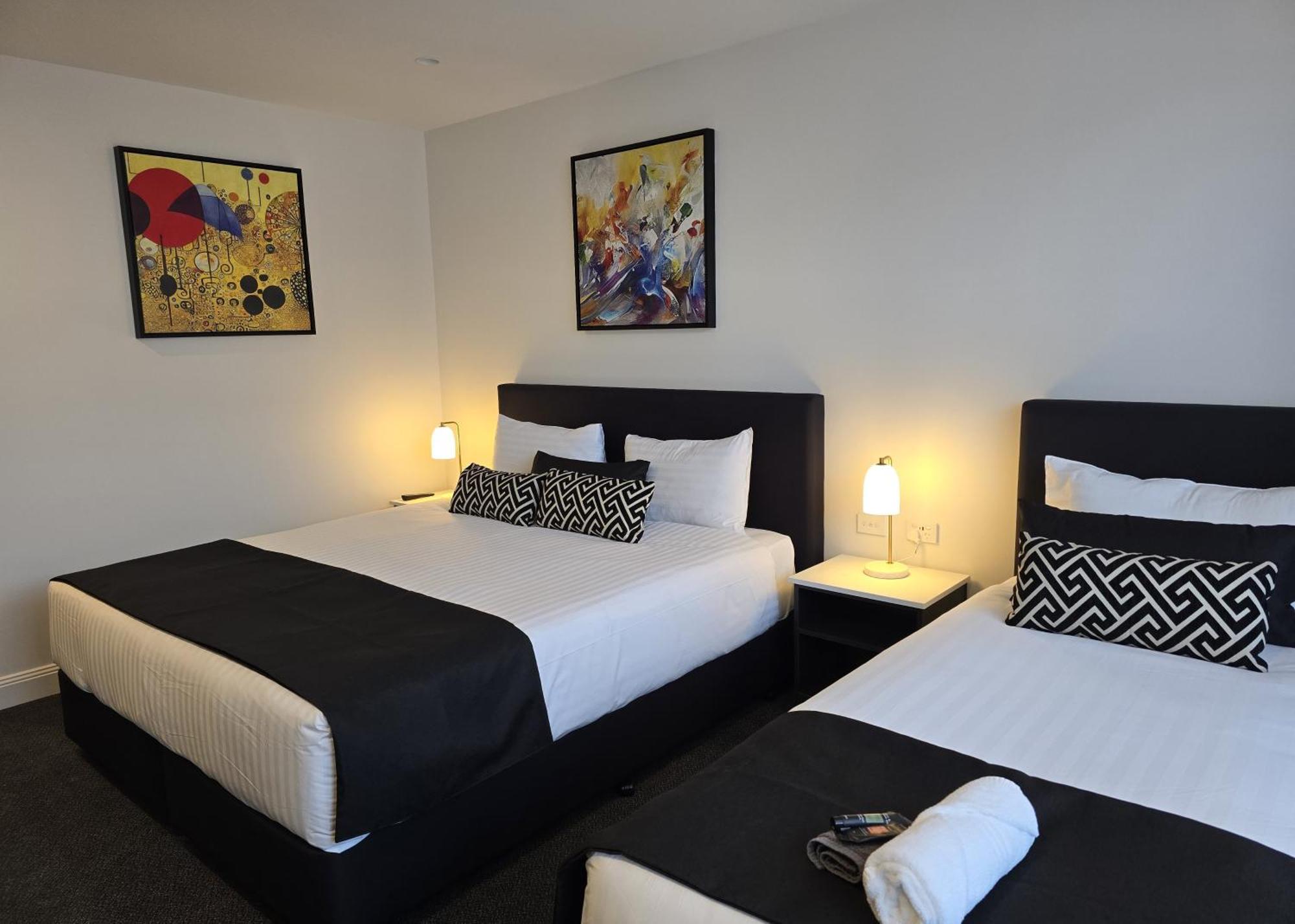 The Abbey Motel Goulburn Bagian luar foto